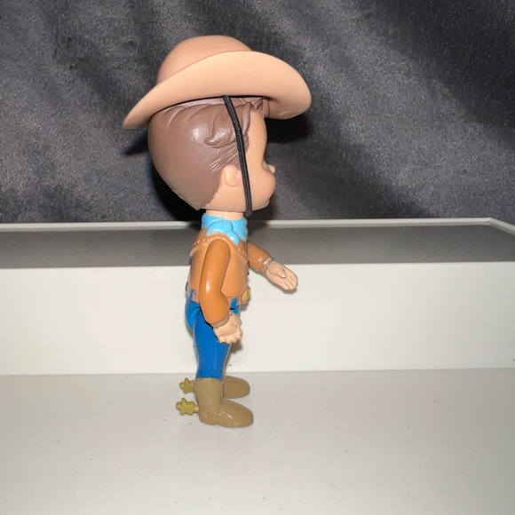 Marvel Miss Party Surprise Cowboy with Hat Poseable 3 3/8" Doll 1999 - Picture 6 of 10